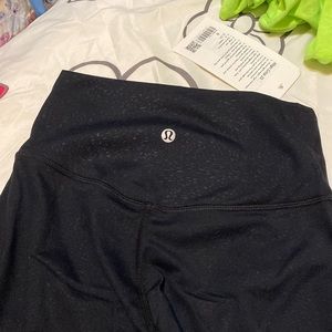 Lulu align crop 25’- size 6